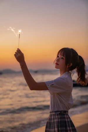 桜桃喵《逐海》主题写真：17张全套美图
