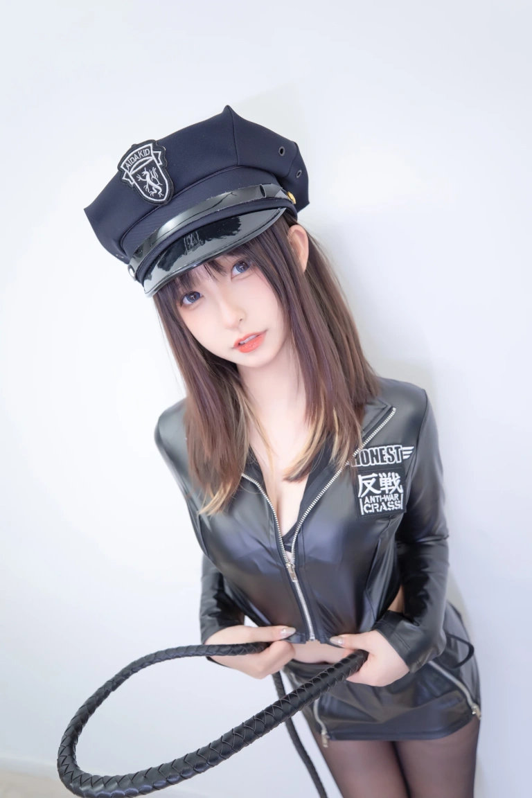 神楽坂真冬《2021.09月微博订阅》主题写真：80张全套美图