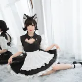 面饼仙儿《开胸女仆》主题写真：17张全套美图