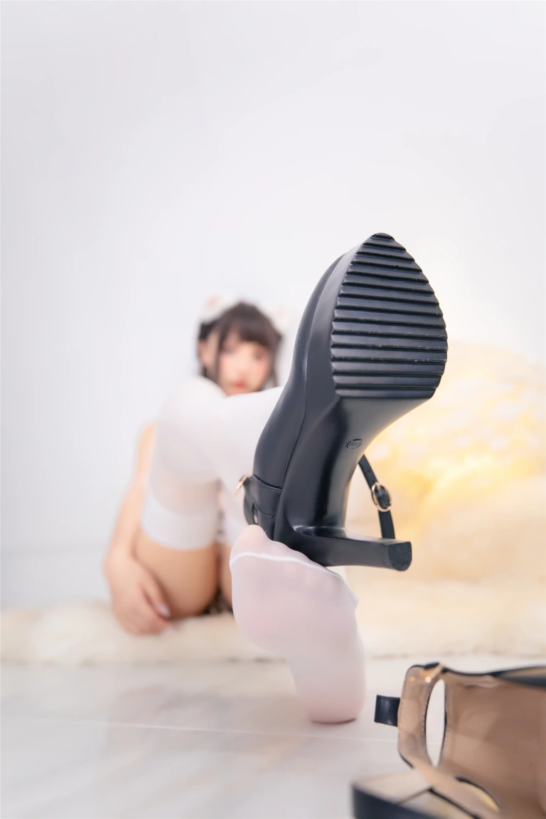神楽坂真冬《2021.10月微博订阅》主题写真：92张全套美图