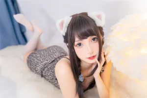 神楽坂真冬《2021.10月微博订阅》主题写真：92张全套美图