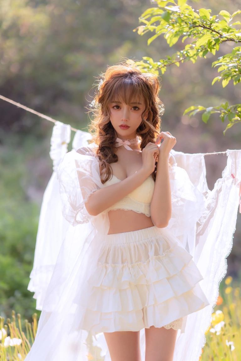 过期米线线喵《夏日限定 晒衣服》主题写真：41张全套美图