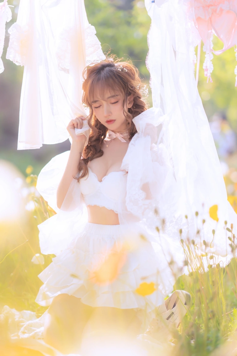 过期米线线喵《夏日限定 晒衣服》主题写真：41张全套美图
