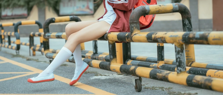 蠢沫沫《叫兽的恶作剧Ⅳ》主题写真：194张全套美图