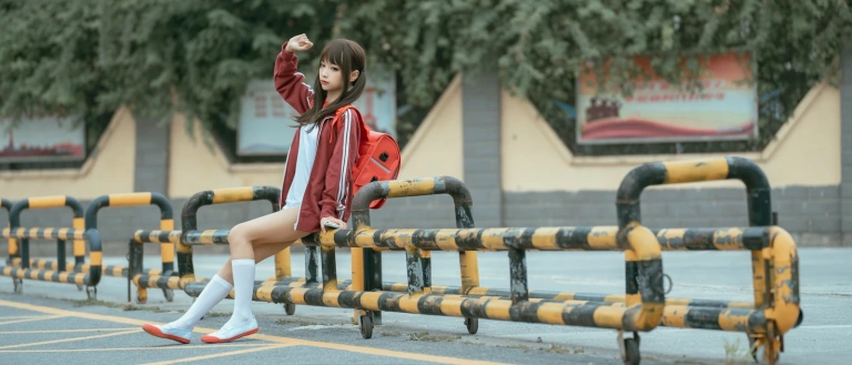 蠢沫沫《叫兽的恶作剧Ⅳ》主题写真：194张全套美图