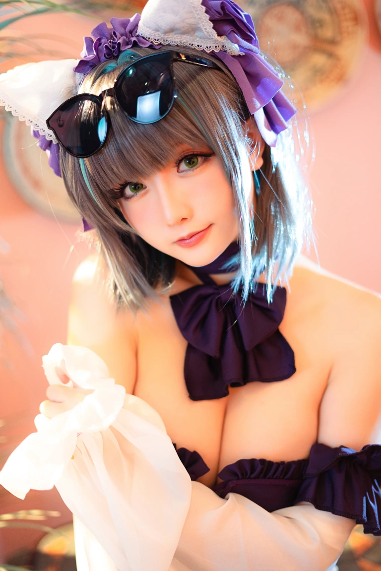 星之迟迟《《R-Maid》 柴郡泳装》主题写真：35张全套美图