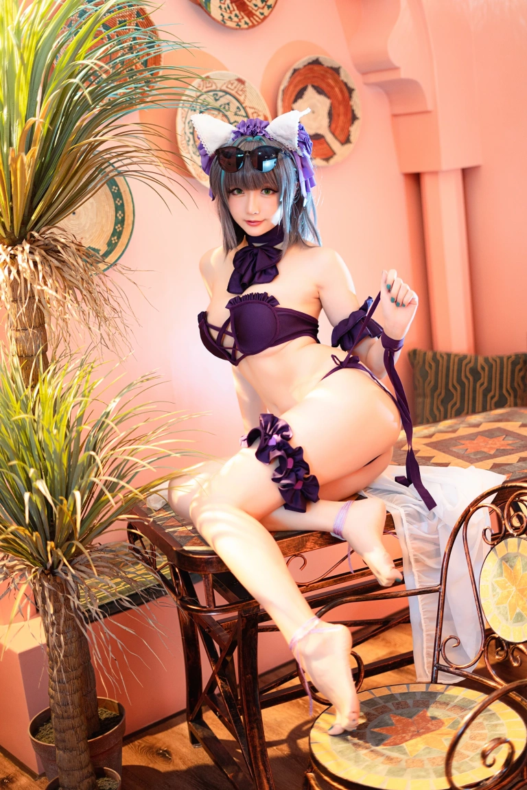 星之迟迟《《R-Maid》 柴郡泳装》主题写真：35张全套美图