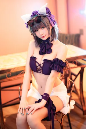 星之迟迟《《R-Maid》 柴郡泳装》主题写真：35张全套美图