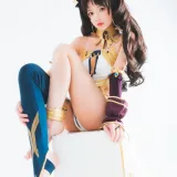 桜桃喵《弓凛》主题写真：44张全套美图