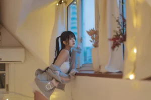 桜桃喵《碎星》主题写真：19张全套美图
