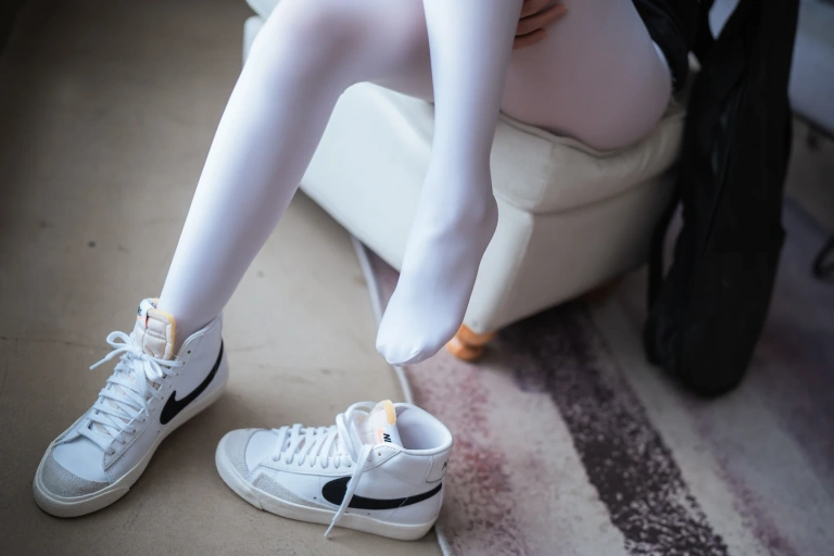面饼仙儿《升玖》主题写真：54张全套美图
