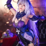 蜜汁猫裘《黑天鹅》主题写真：74张全套美图，含2个视频