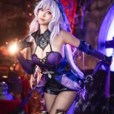 蜜汁猫裘《黑天鹅》主题写真：74张全套美图，含2个视频