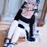 星之迟迟《《R-Maid》 可畏》主题写真：35张全套美图