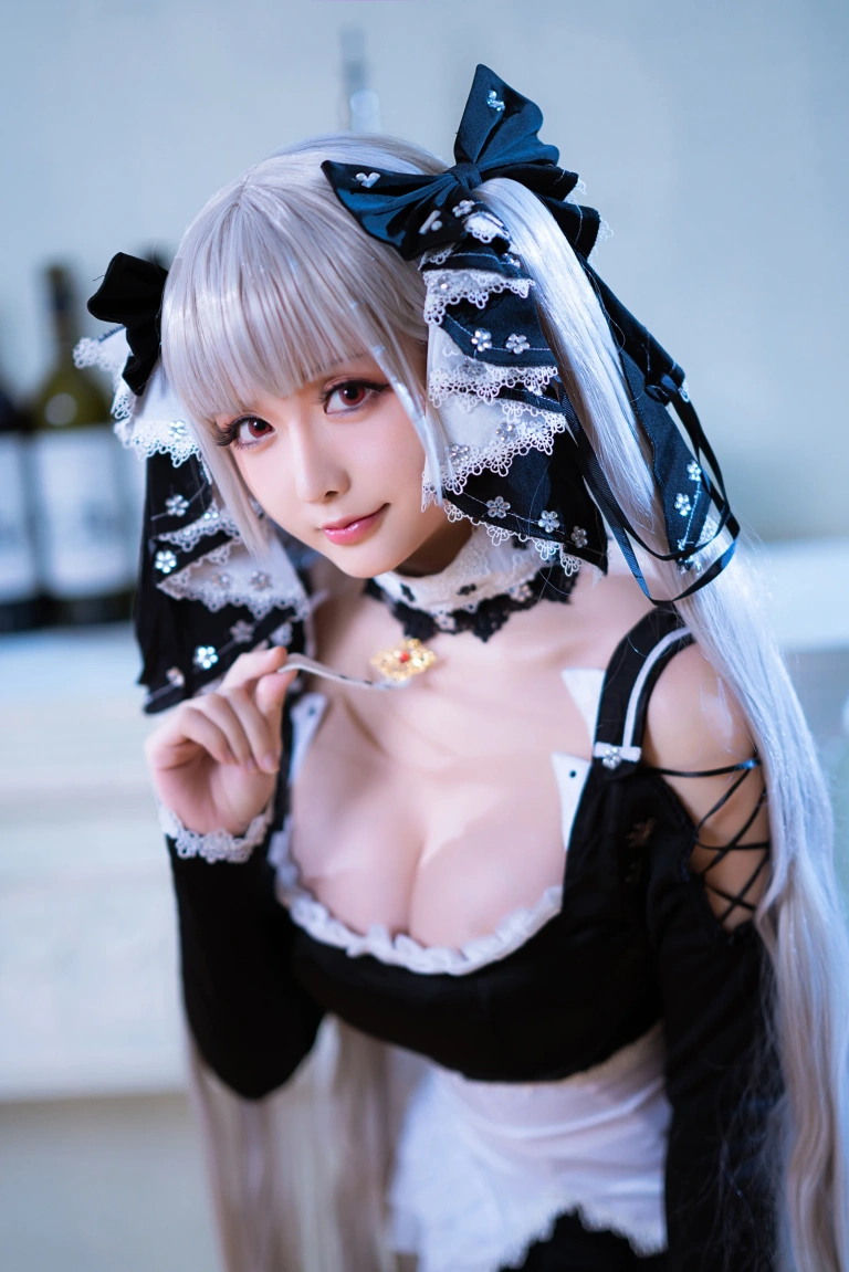 星之迟迟《《R-Maid》 可畏》主题写真：35张全套美图