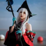 面饼仙儿《浊心斯卡蒂》主题写真：15张全套美图