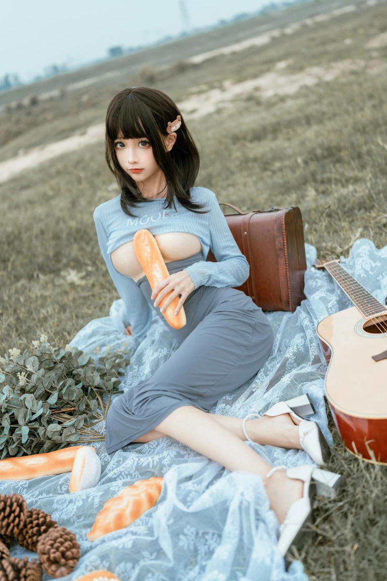 蠢沫沫《吉他妹妹》主题写真：50张全套美图