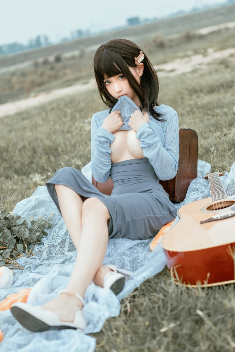 蠢沫沫《吉他妹妹》主题写真：50张全套美图