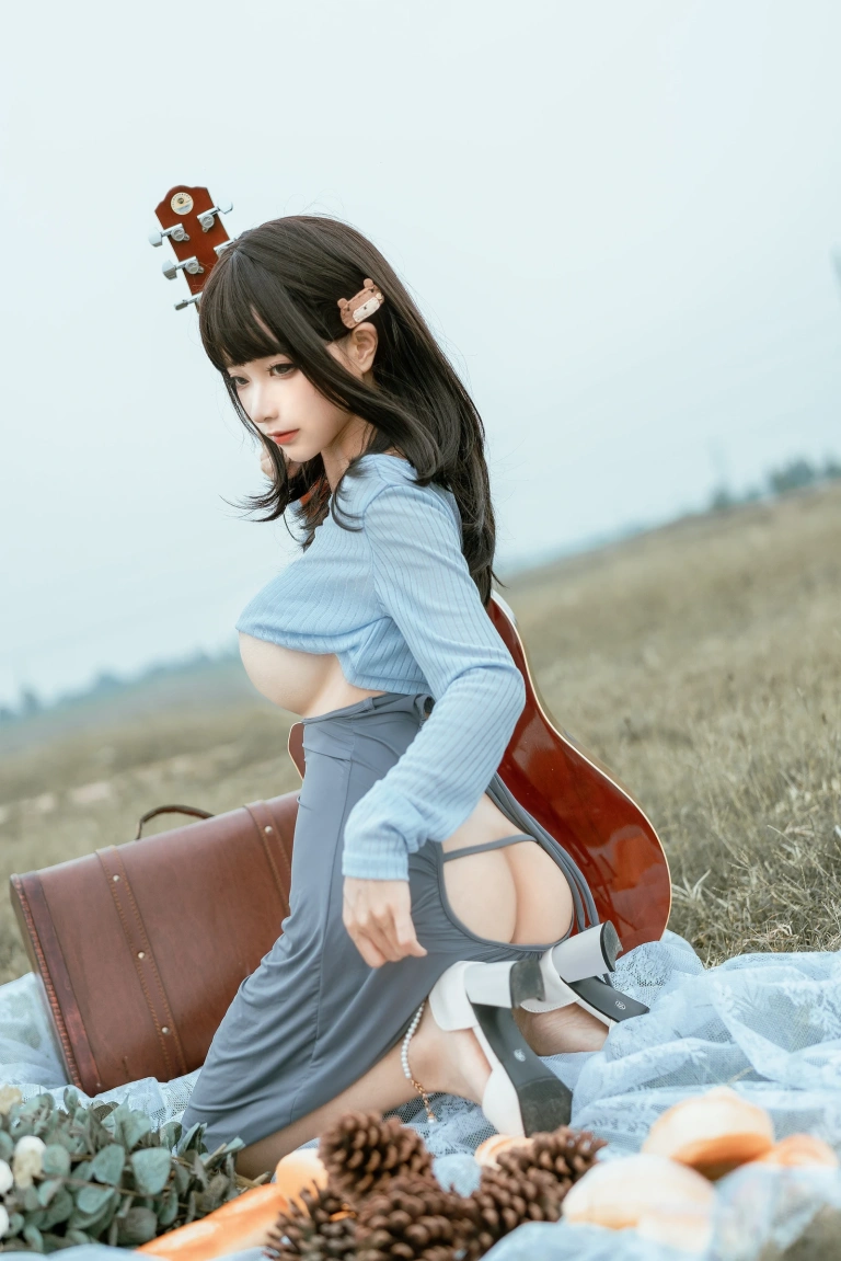 蠢沫沫《吉他妹妹》主题写真：50张全套美图