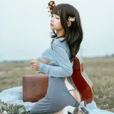 蠢沫沫《吉他妹妹》主题写真：50张全套美图