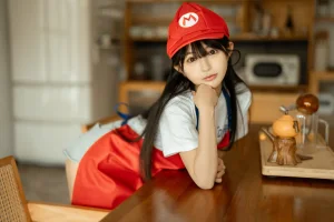 桜井宁宁《马里奥围裙》主题写真：50张全套美图