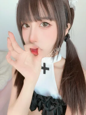 布丁大法《盒装巧克力》主题写真：97张全套美图，含6个视频
