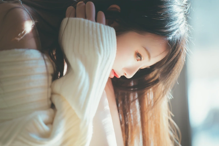 桜桃喵《暖暖02》主题写真：35张全套美图