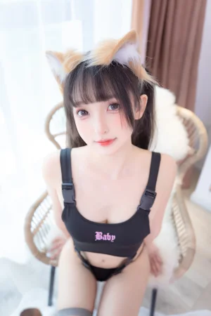 神楽坂真冬《第四季 序号25：《机能天使》》主题写真：75张全套美图