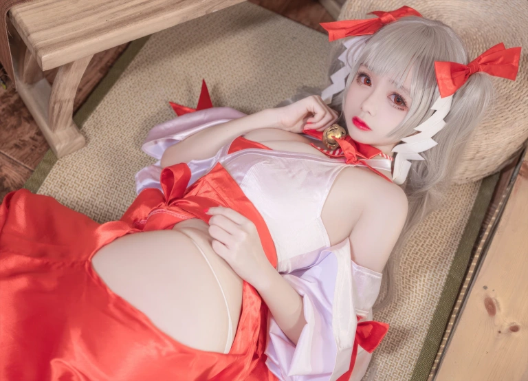 日奈娇(椎名莜)《碧蓝航线 可畏巫女》主题写真：41张全套美图