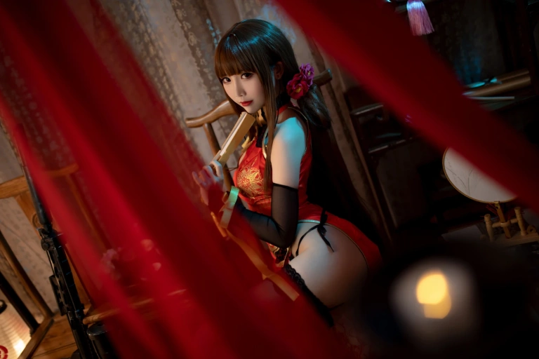 面饼仙儿《DSR50 红牡丹》主题写真：34张全套美图