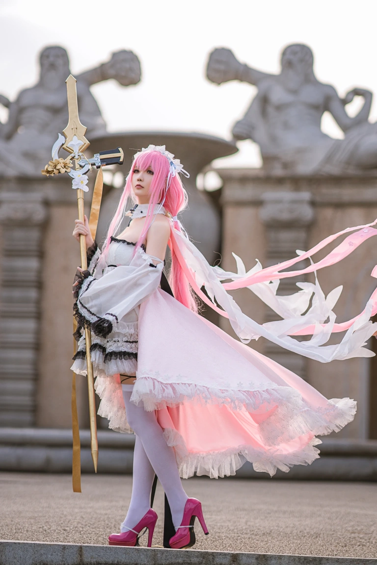 星之迟迟《《R-Maid》 英仙座》主题写真：25张全套美图