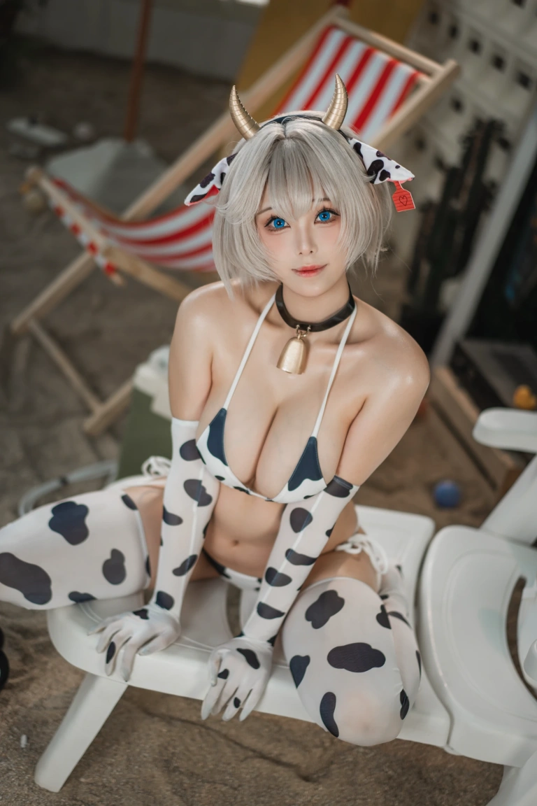 蜜汁猫裘《棕色尘埃奶牛》主题写真：173张全套美图，含2个视频