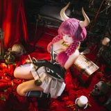 日奈娇(椎名莜)《断头台阿乌拉》主题写真：80张全套美图