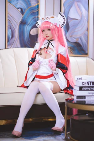 星之迟迟《《R-Maid》 英仙座护士》主题写真：20张全套美图