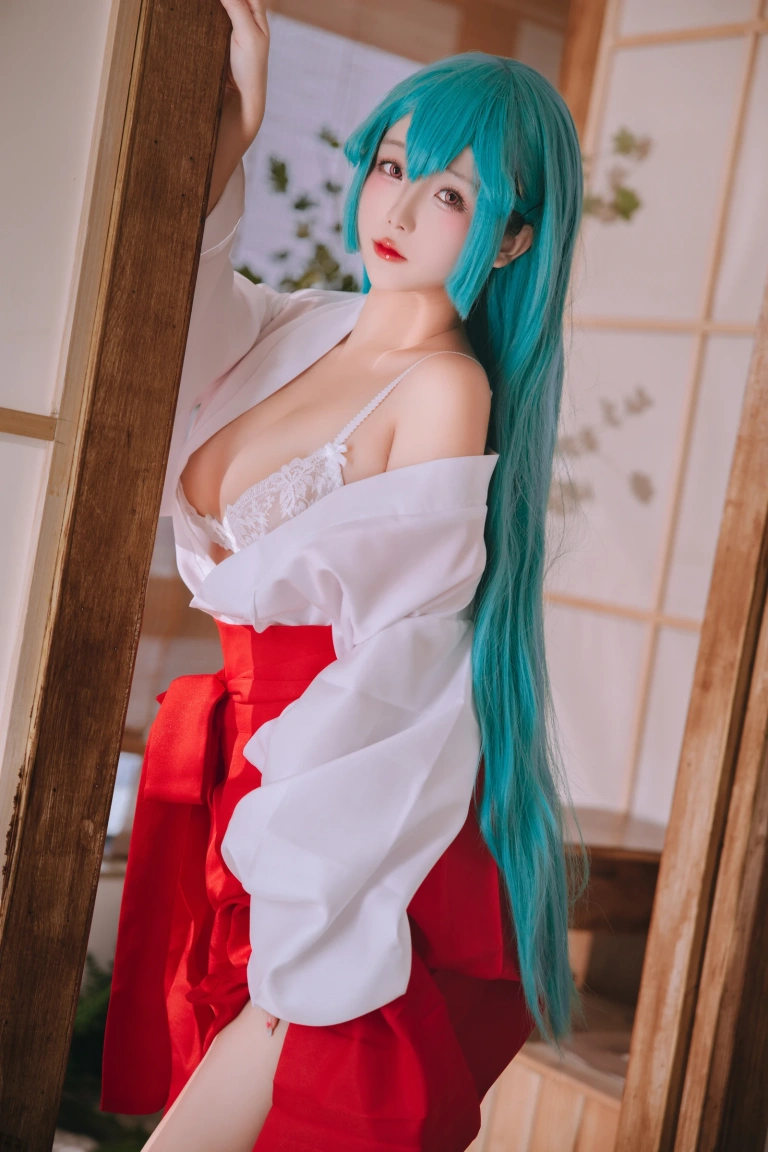 日奈娇(椎名莜)《玛吉雅碧蓝》主题写真：35张全套美图