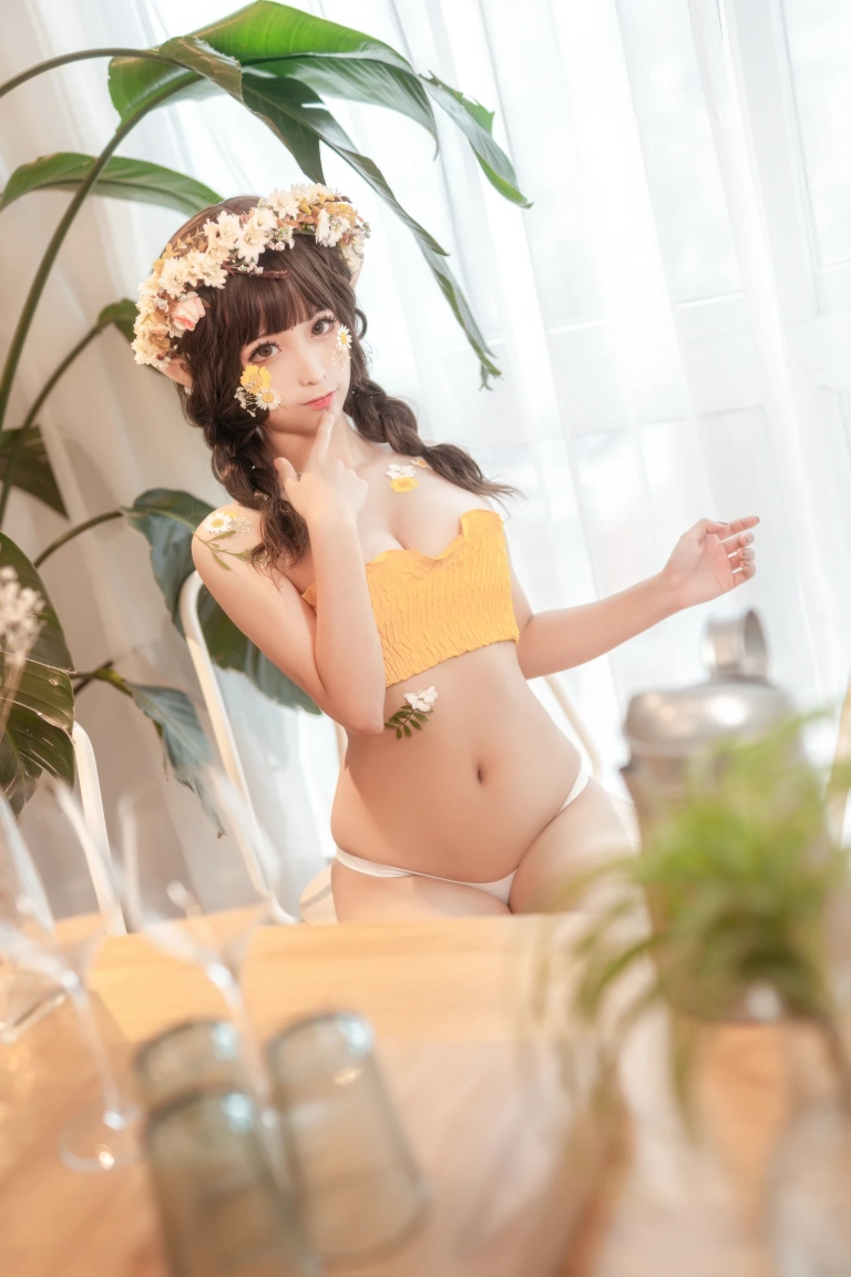 蠢沫沫《《尖耳国度》花精灵》主题写真：40张全套美图