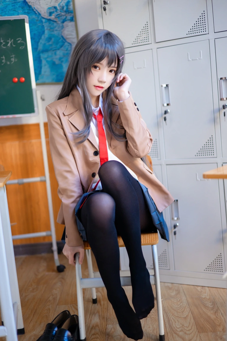 桜桃喵《麻衣制服》主题写真：52张全套美图