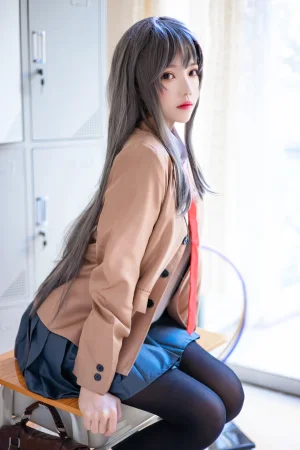 桜桃喵《麻衣制服》主题写真：52张全套美图