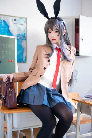 桜桃喵《麻衣制服》主题写真：52张全套美图
