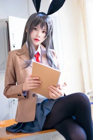 桜桃喵《麻衣制服》主题写真：52张全套美图