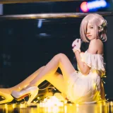 桜桃喵《玛修》主题写真：15张全套美图