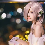 桜桃喵《玛修》主题写真：15张全套美图