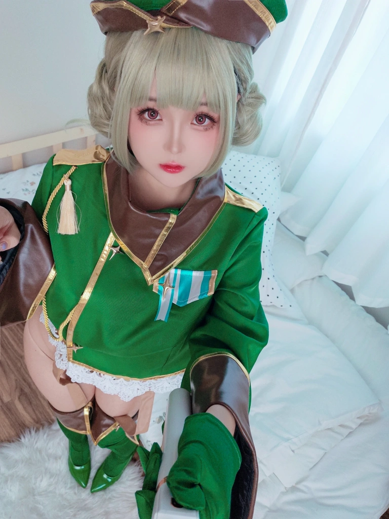 日奈娇(椎名莜)《阿良河基维猎豹》主题写真：18张全套美图