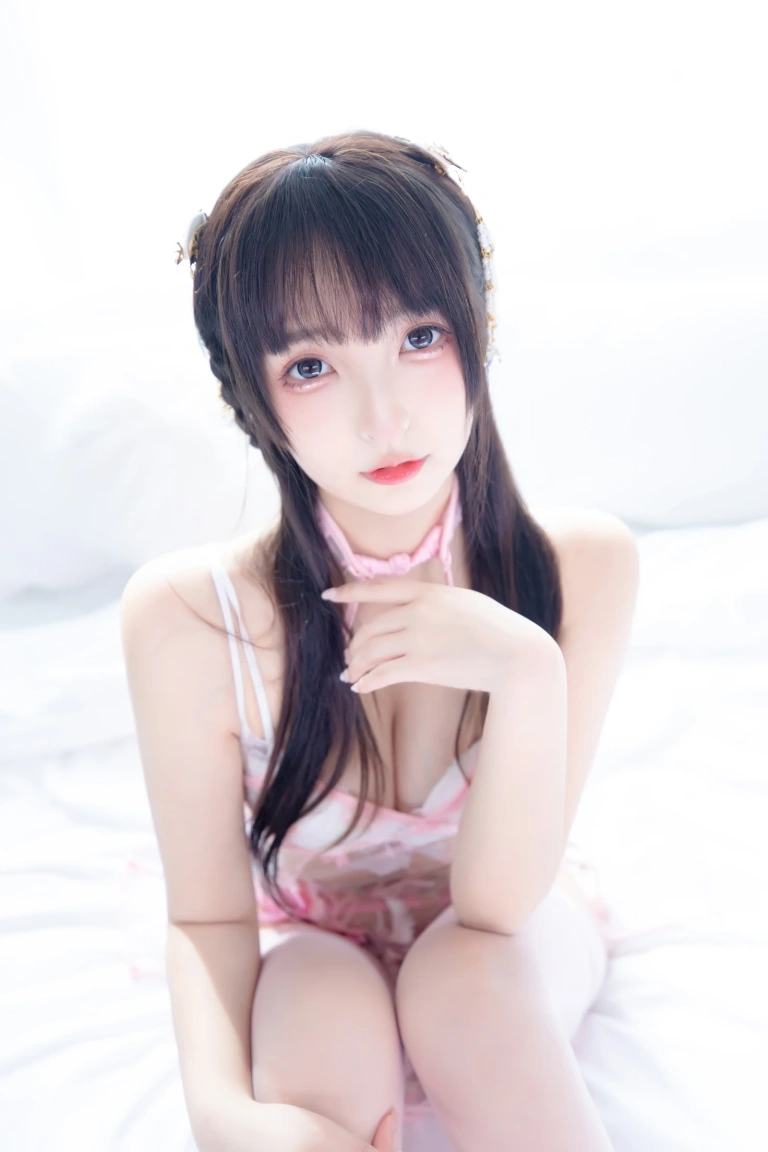 神楽坂真冬《第四季 序号21：《小鸟依人》》主题写真：75张全套美图