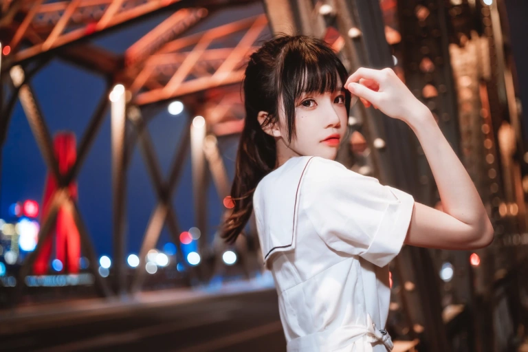 桜桃喵《离光》主题写真：12张全套美图