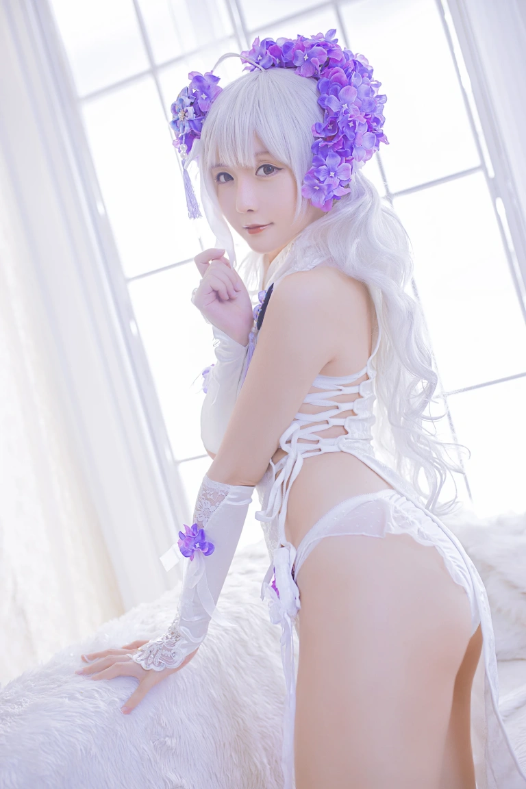 星之迟迟《《花鸟风月》 花与旗袍 白》主题写真：20张全套美图
