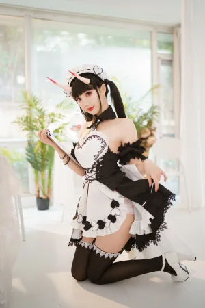 面饼仙儿《能代女仆》主题写真：31张全套美图