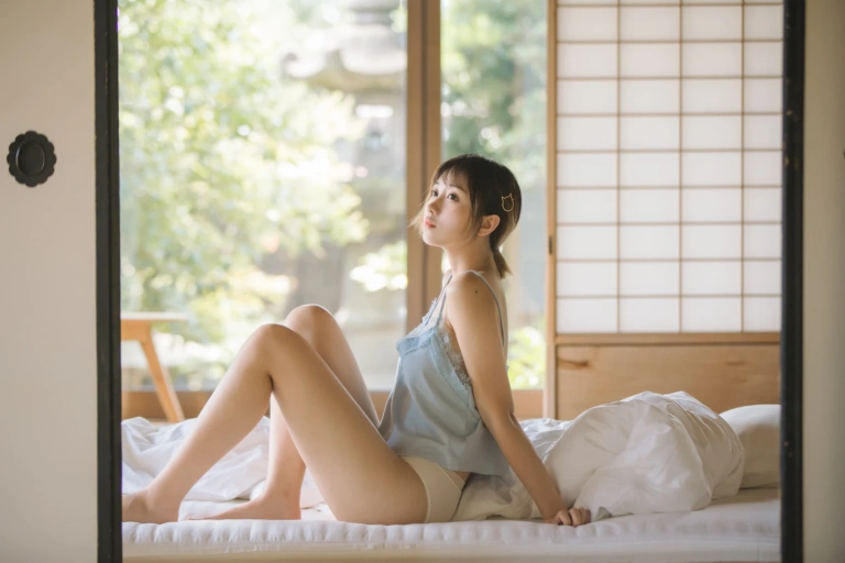 念雪《夏天日记》主题写真：27张全套美图