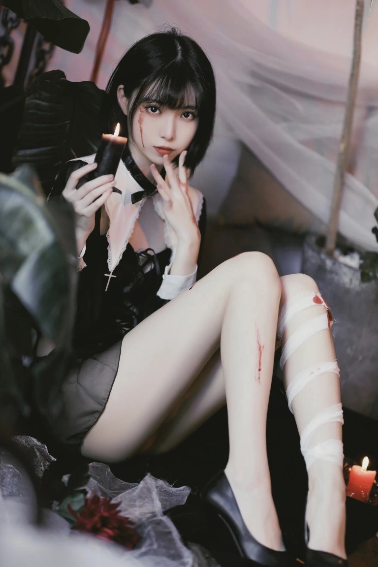 许岚《修女创作》主题写真：37张全套美图