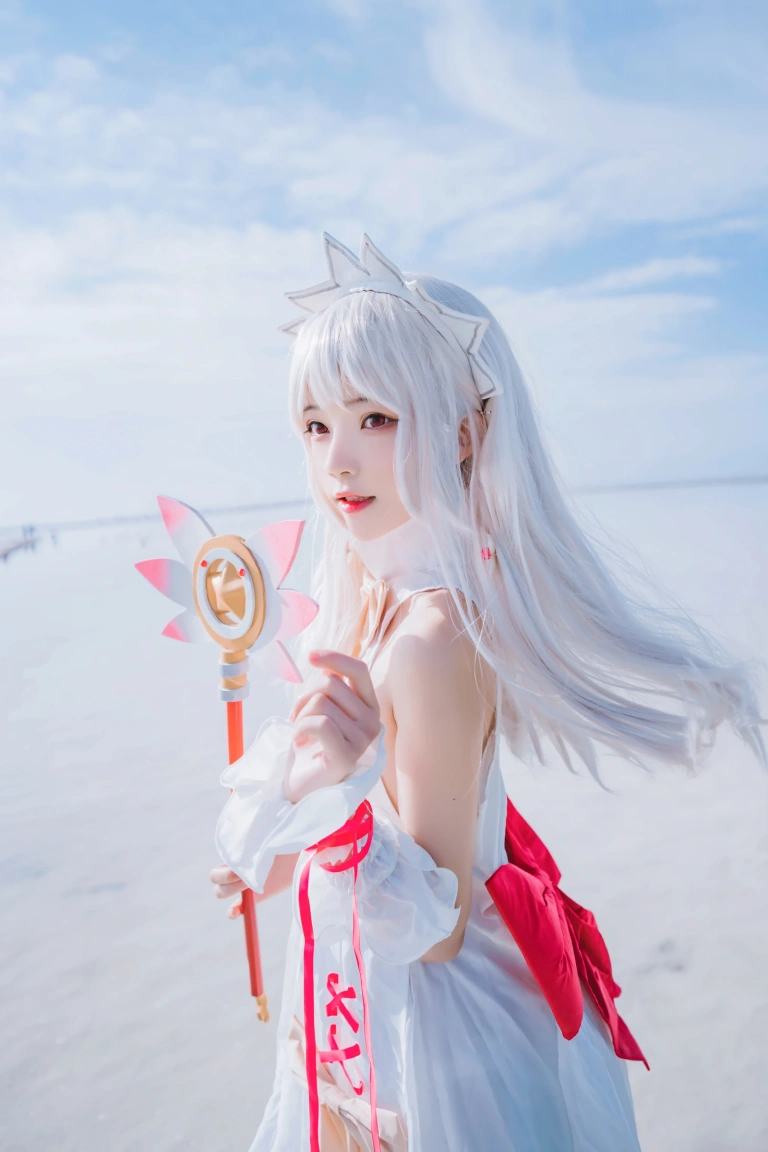桜桃喵《伊莉雅》主题写真：27张全套美图